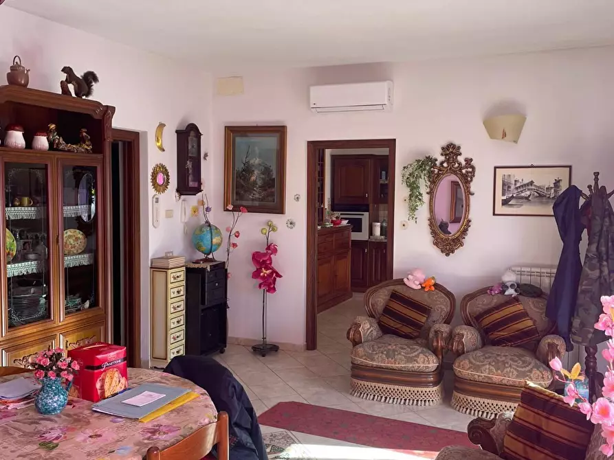 Immagine 12 di Villa in vendita  a San Giuliano Terme