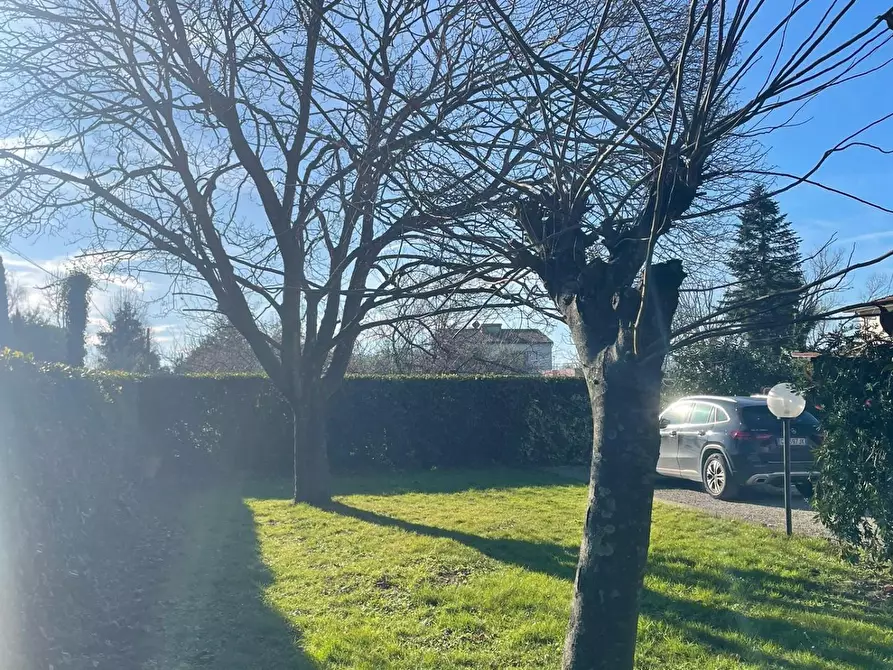 Immagine 25 di Villa in vendita  a San Giuliano Terme