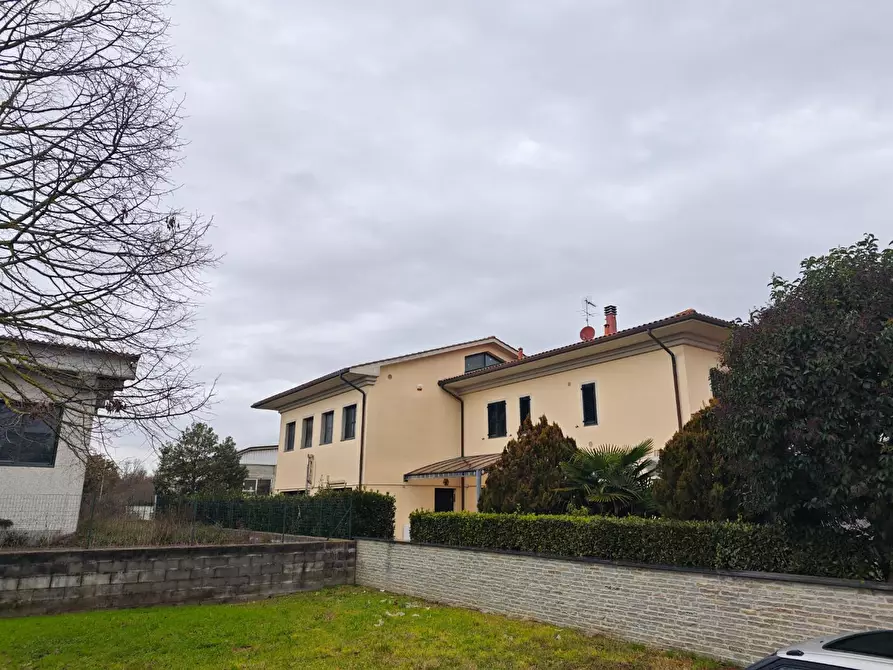 casa indipendente in vendita a Casciana Terme Lari in zona Perignano