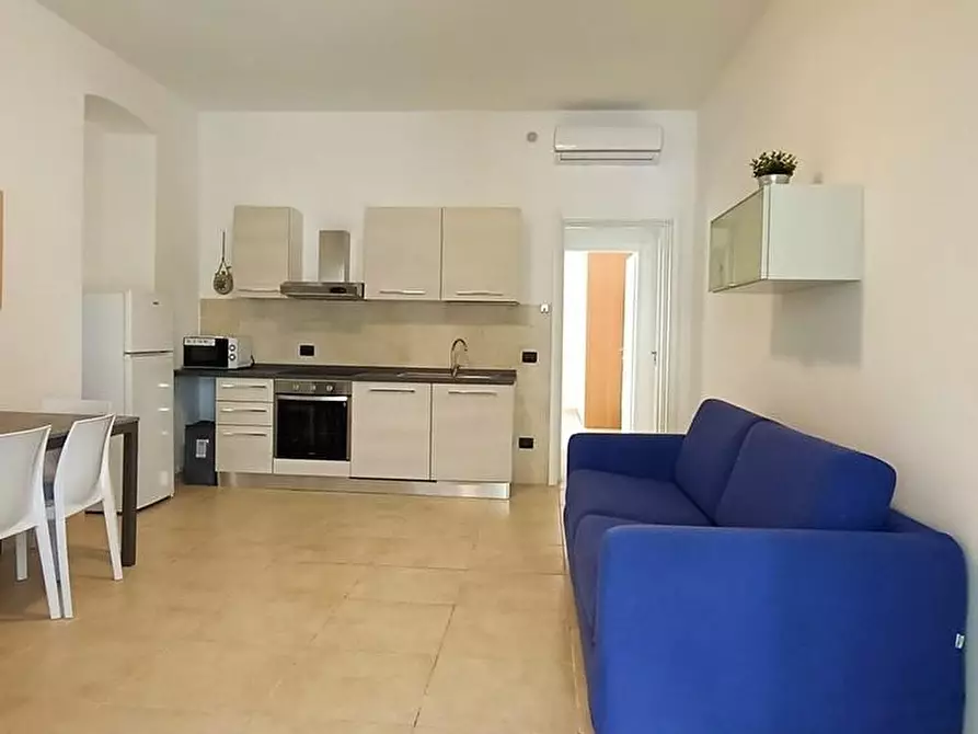 Immagine 12 di Albergo/B&B/Residence in affitto  a Montignoso