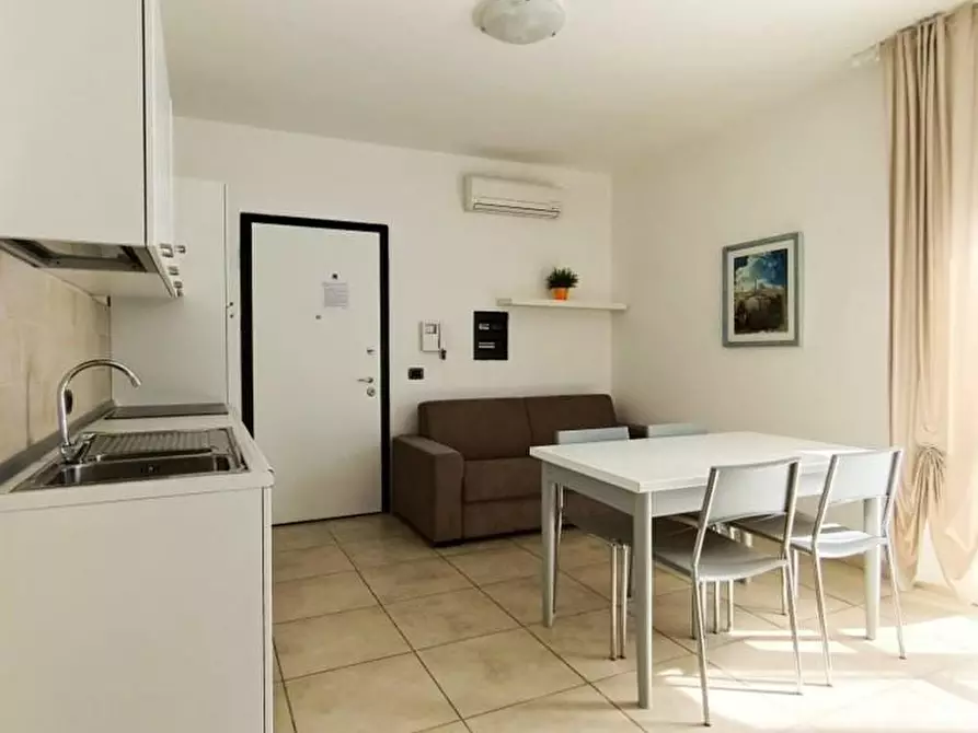 Immagine 7 di Albergo/B&B/Residence in affitto  a Montignoso