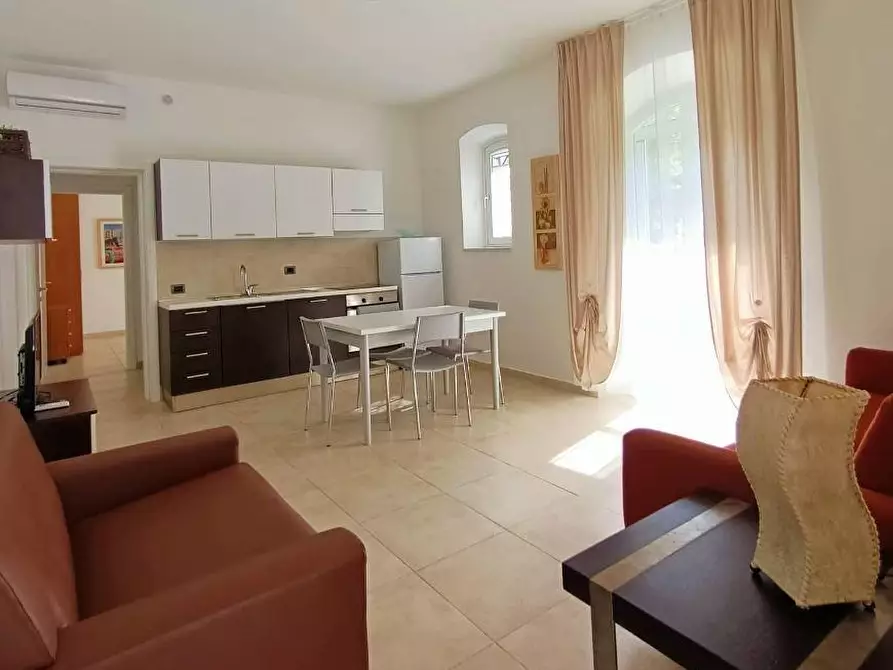 Immagine 19 di Albergo/B&B/Residence in affitto  a Montignoso