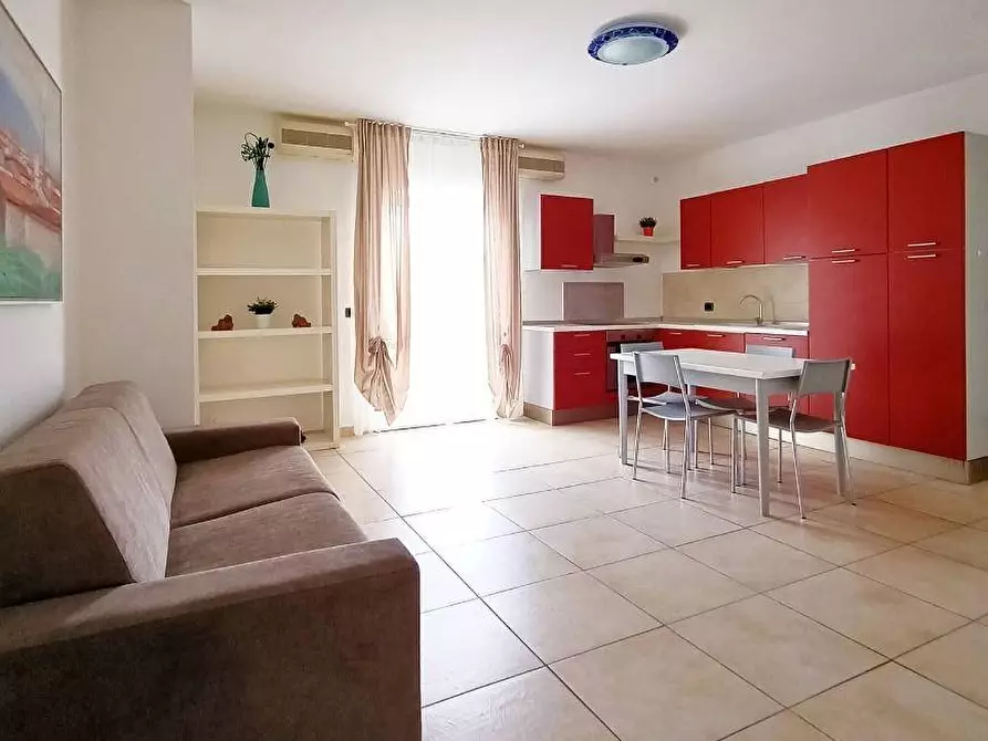 Immagine 22 di Albergo/B&B/Residence in affitto  a Montignoso