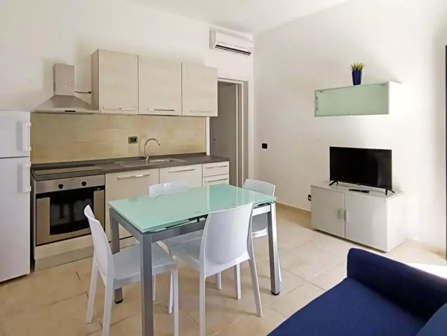 Immagine 2 di Albergo/B&B/Residence in affitto  a Montignoso