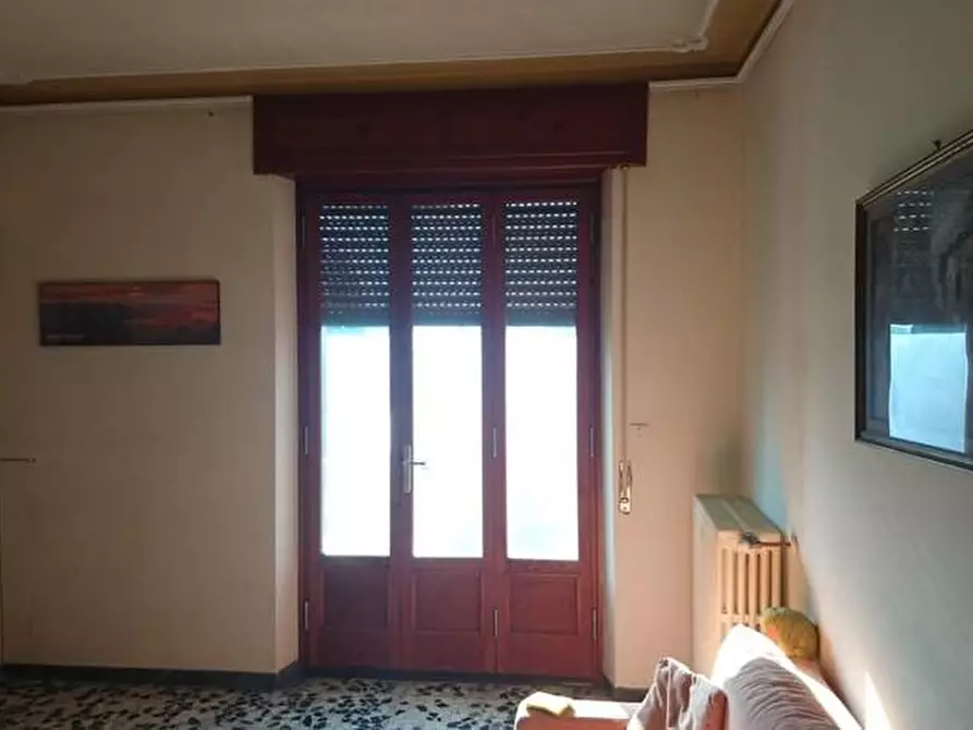 Immagine 15 di Appartamento in vendita  a Lucca