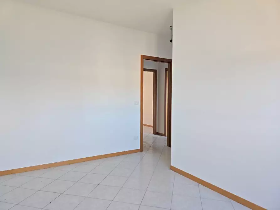 Immagine 12 di Appartamento in vendita  a Siena