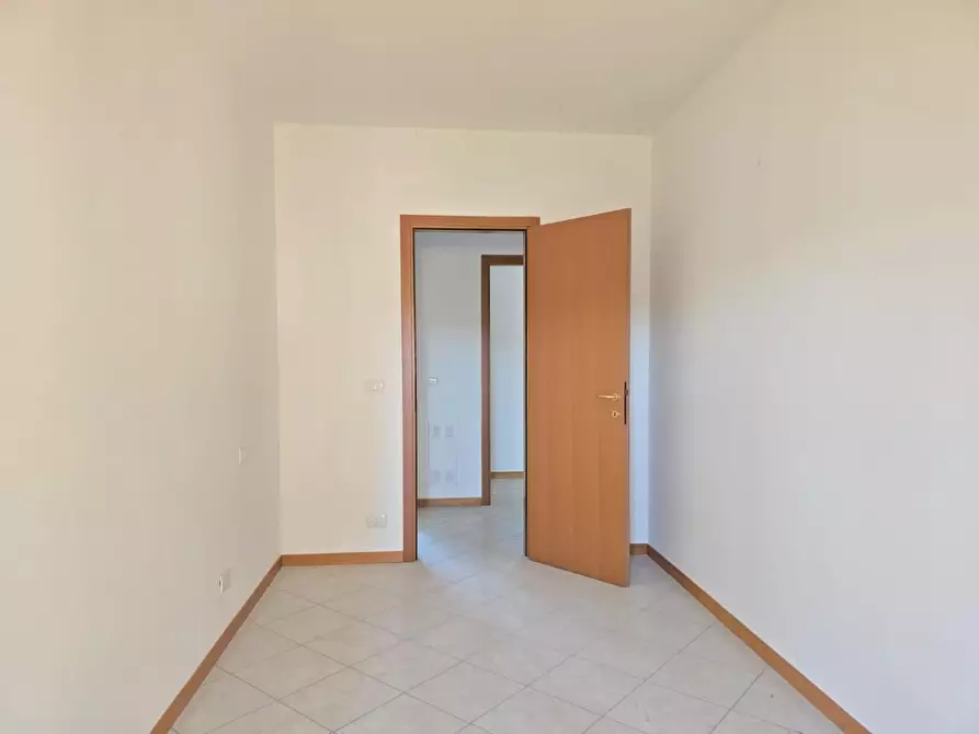 Immagine 13 di Appartamento in vendita  a Siena