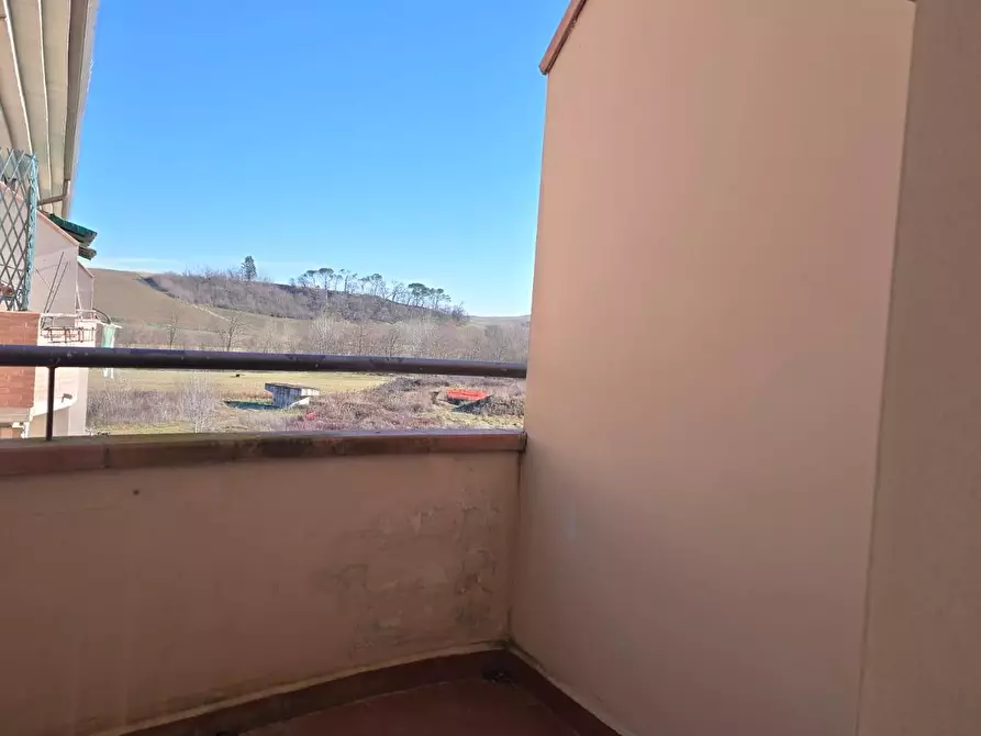 Immagine 9 di Appartamento in vendita  a Siena