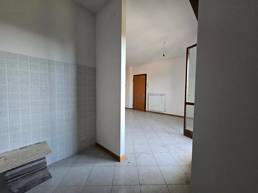 Immagine 5 di Appartamento in vendita  a Siena
