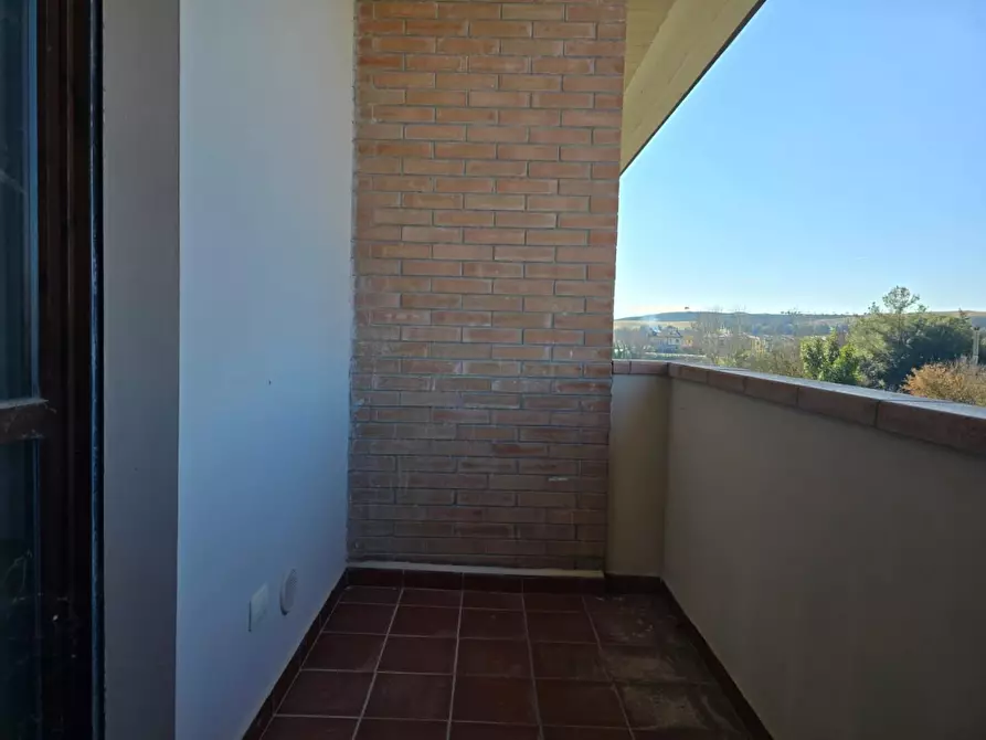 Immagine 10 di Appartamento in vendita  a Siena