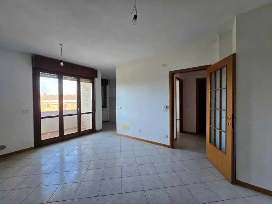 Immagine 3 di Appartamento in vendita  a Siena