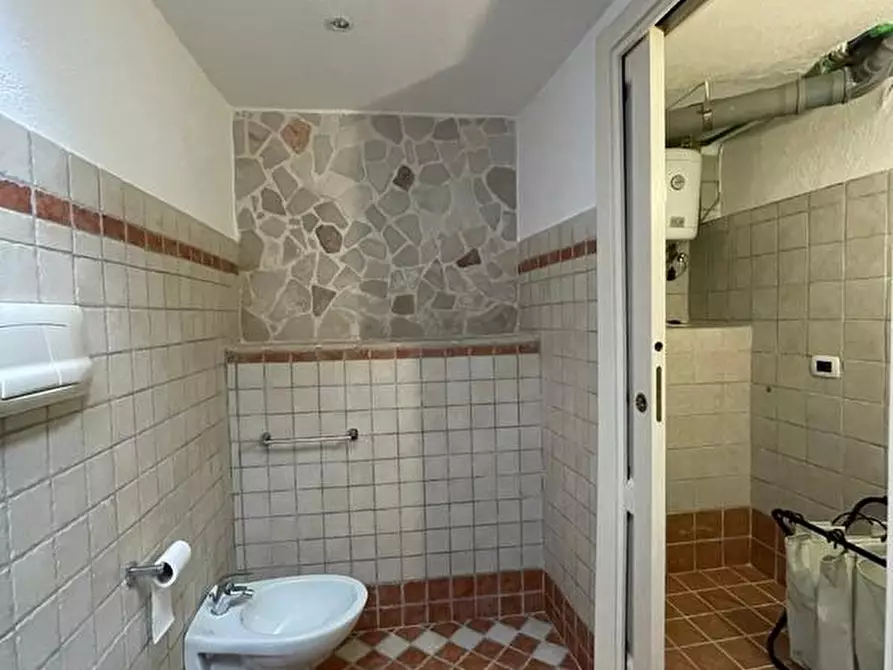 Immagine 10 di Appartamento in vendita  a Miggiano