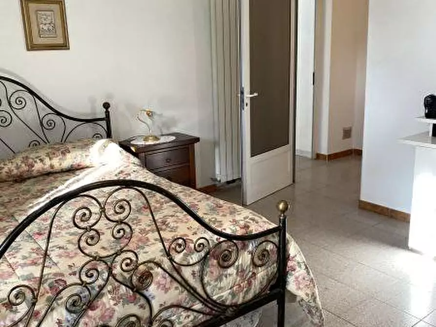 Immagine 5 di Casa indipendente in vendita  a Sarzana