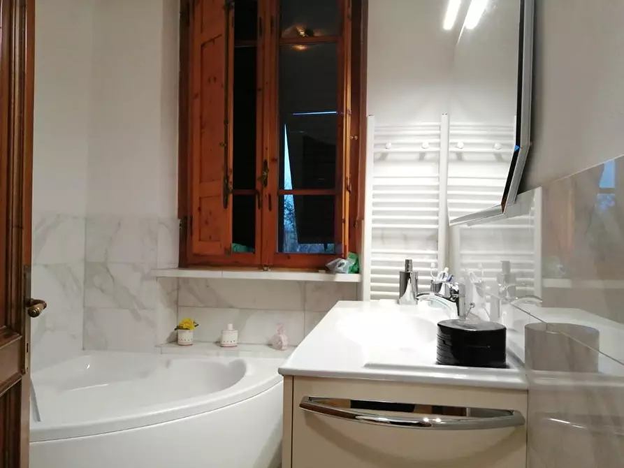 Immagine 23 di Terratetto in vendita  a Cascina