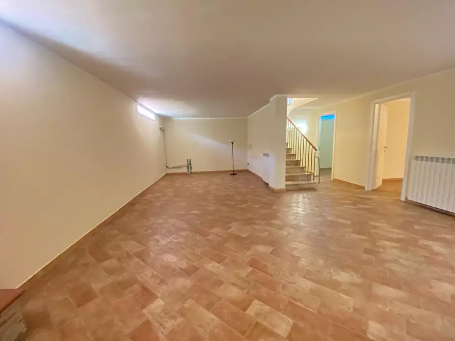 Immagine 36 di Villa in vendita  a San Giuliano Terme