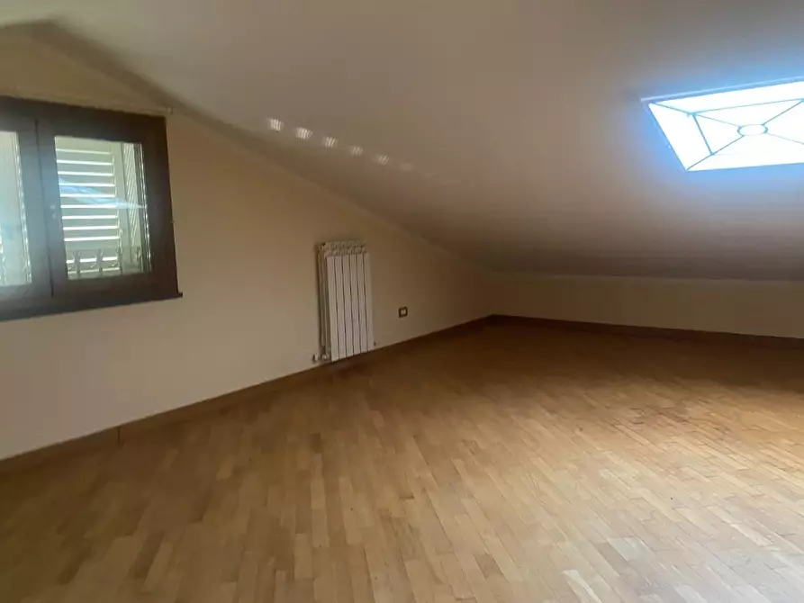 Immagine 47 di Villa in vendita  a San Giuliano Terme