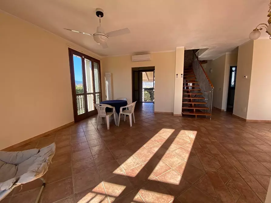 Immagine 15 di Villa in vendita  a San Giuliano Terme