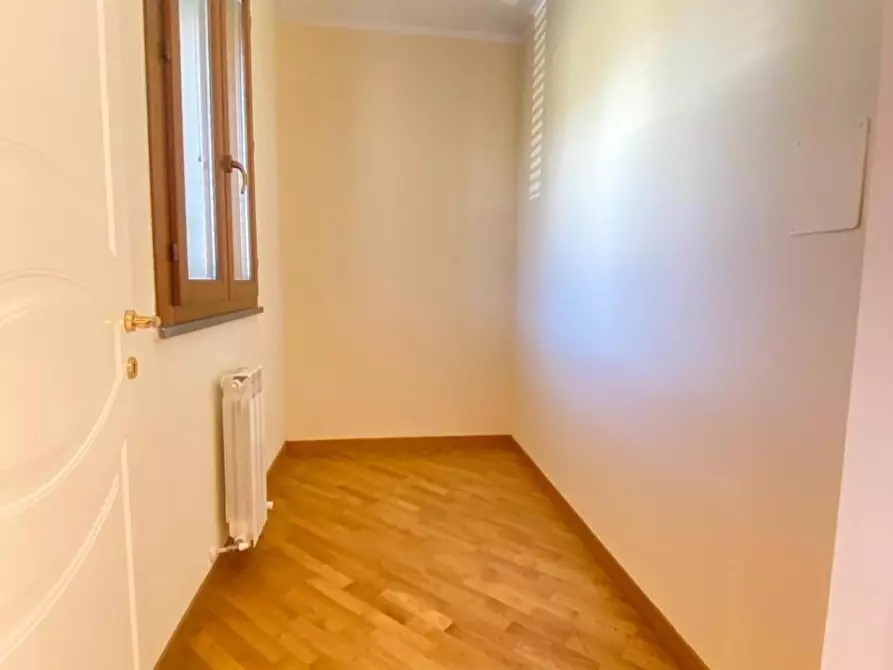 Immagine 24 di Villa in vendita  a San Giuliano Terme