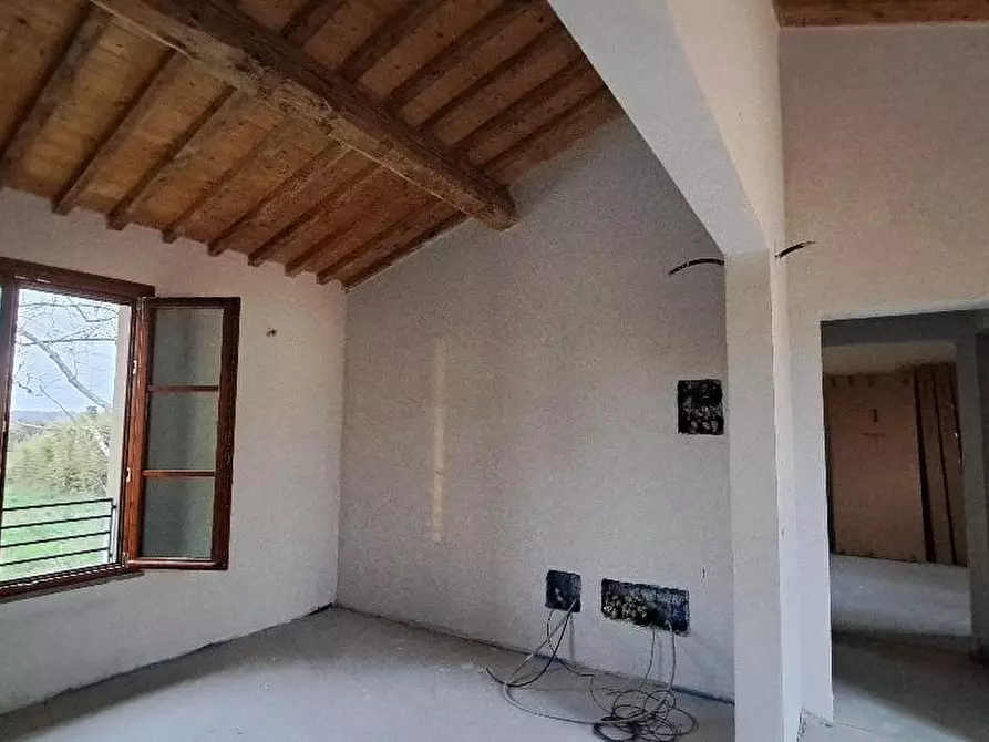 Immagine 2 di Appartamento in vendita  a Pisa