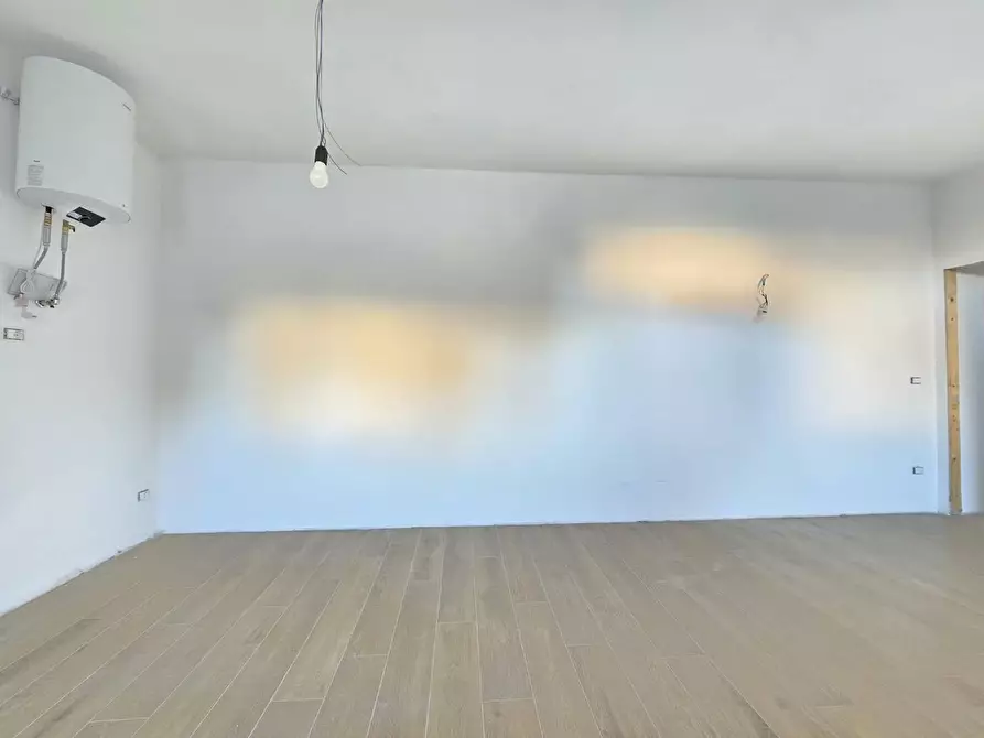 Immagine 9 di Appartamento in vendita  a Siena