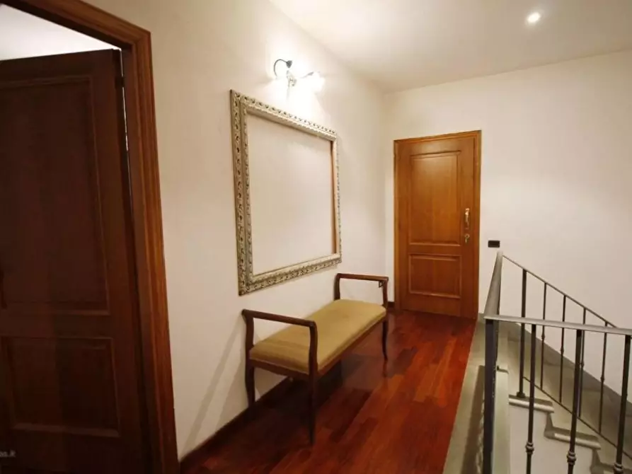 Immagine 22 di Villa in vendita  a Empoli