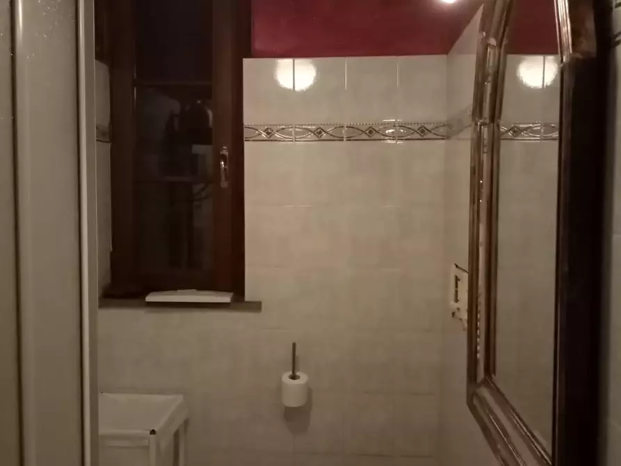 Immagine 28 di Villa in vendita  a Empoli