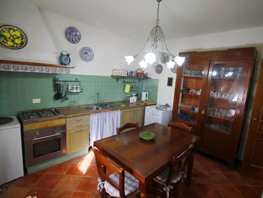 Immagine 15 di Villa in vendita  a Empoli