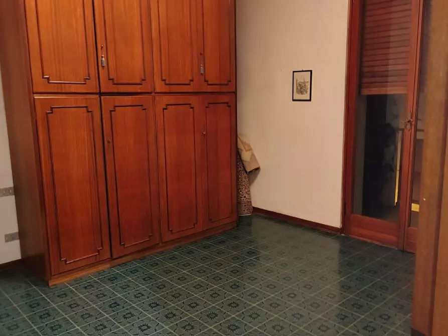 Immagine 15 di Appartamento in vendita  a Carrara