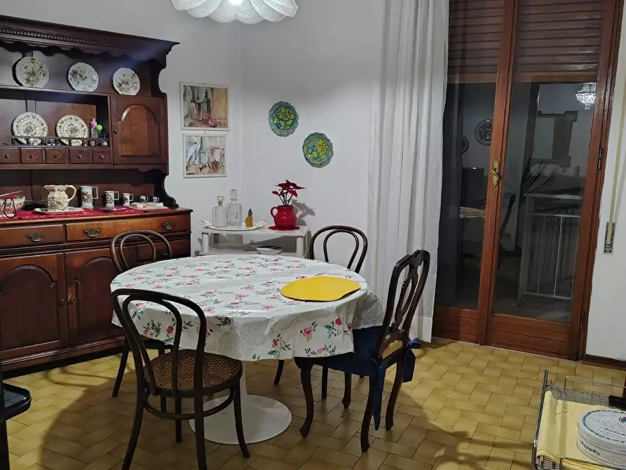 Immagine 6 di Appartamento in vendita  a Carrara