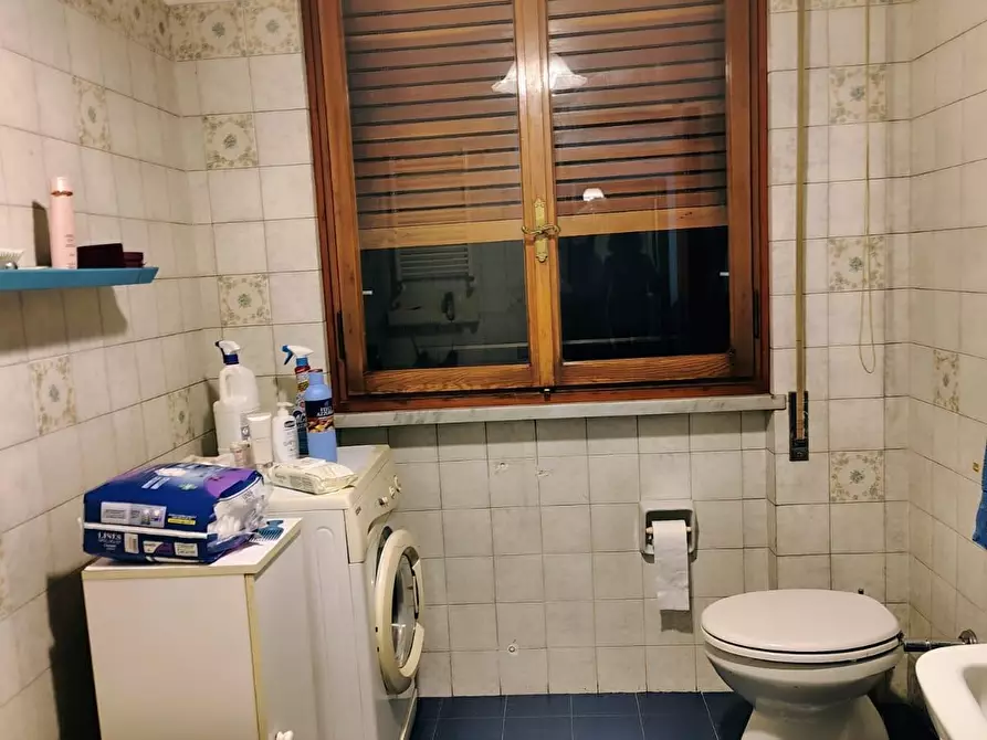 Immagine 20 di Appartamento in vendita  a Carrara