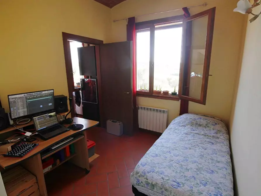 Immagine 11 di Appartamento in vendita  a Cerreto Guidi