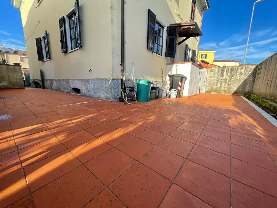 Immagine 19 di Casa bifamiliare in vendita  a Carrara