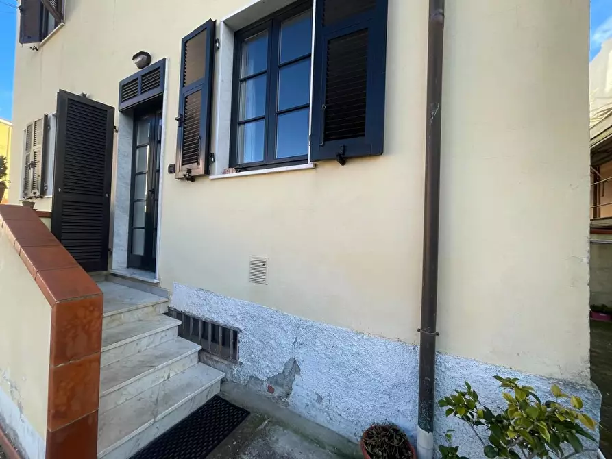 Immagine 7 di Casa bifamiliare in vendita  a Carrara