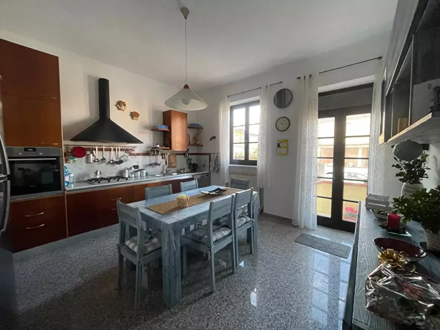 Immagine 20 di Casa bifamiliare in vendita  a Carrara