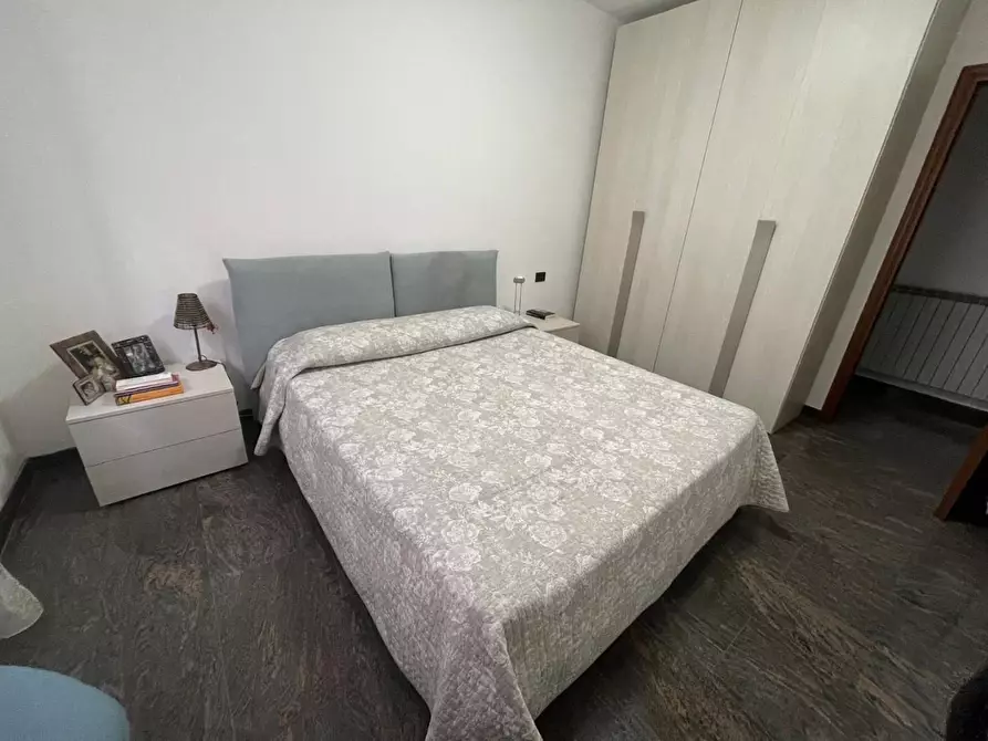 Immagine 26 di Casa bifamiliare in vendita  a Carrara