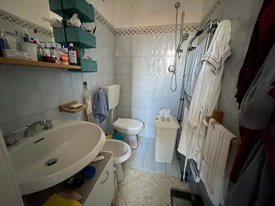 Immagine 2 di Casa bifamiliare in vendita  a Carrara