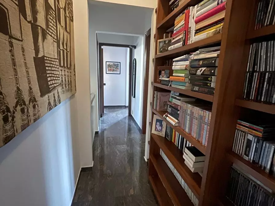 Immagine 8 di Casa bifamiliare in vendita  a Carrara
