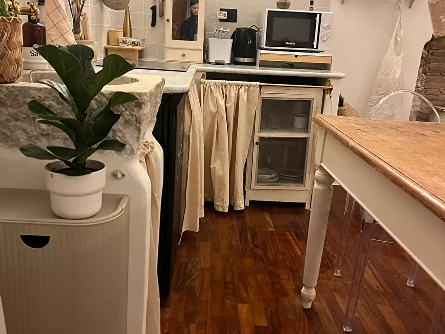 Immagine 8 di Loft/Open space in vendita  a Livorno