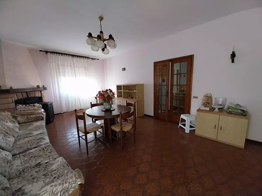 Immagine 4 di Appartamento in vendita  a Calci