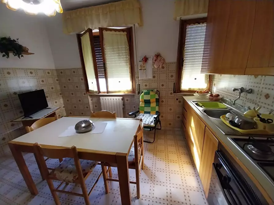 Immagine 9 di Appartamento in vendita  a Calci