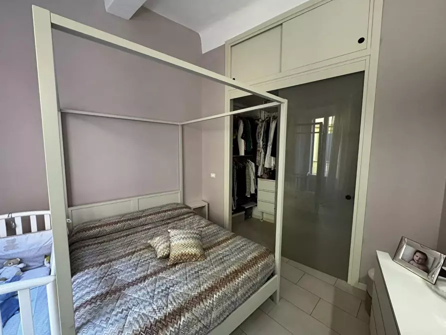 Immagine 14 di Appartamento in vendita  a Massa