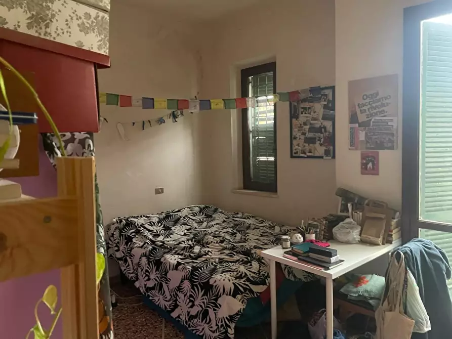 Immagine 15 di Terratetto in vendita  a Pisa