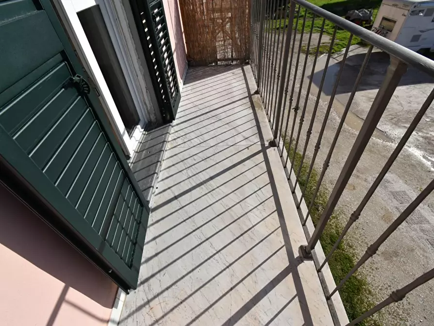 Immagine 42 di Terratetto in vendita  a San Giuliano Terme