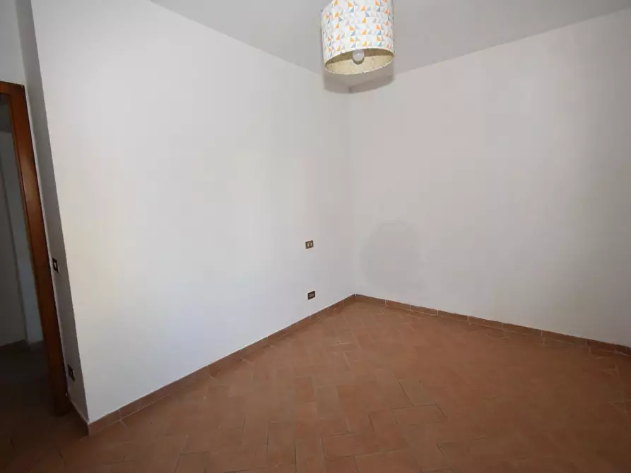 Immagine 19 di Terratetto in vendita  a San Giuliano Terme