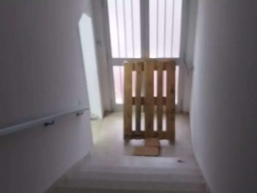 Immagine 14 di Attività artigianale in affitto  a Vinci