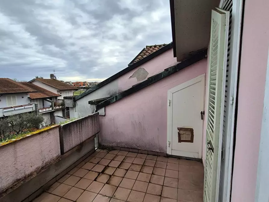 Immagine 29 di Terratetto in vendita  a Santa Croce Sull'arno