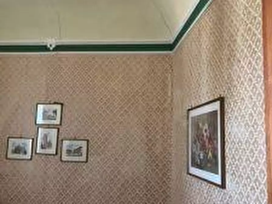 Immagine 31 di Palazzo in vendita  a Pomarance