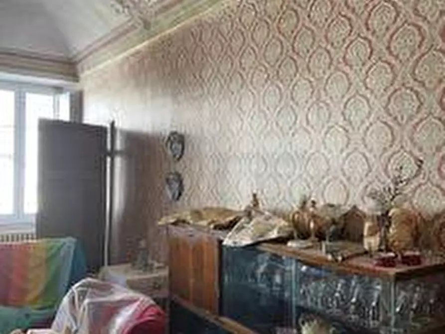 Immagine 19 di Palazzo in vendita  a Pomarance