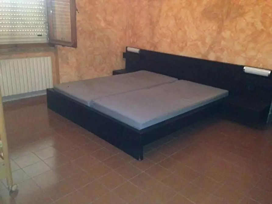 Immagine 6 di Villa in vendita  a Ortonovo