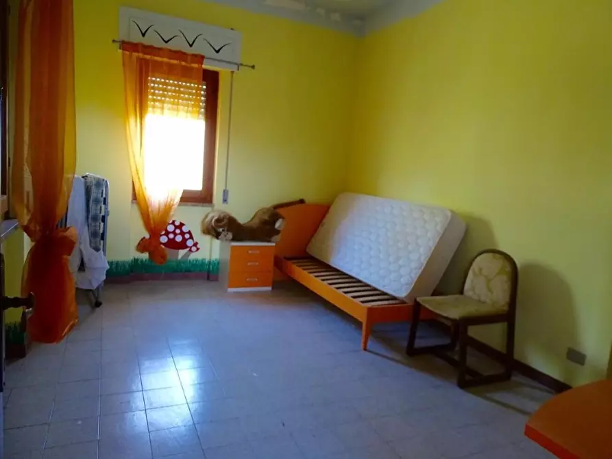 Immagine 21 di Villa in vendita  a Ortonovo